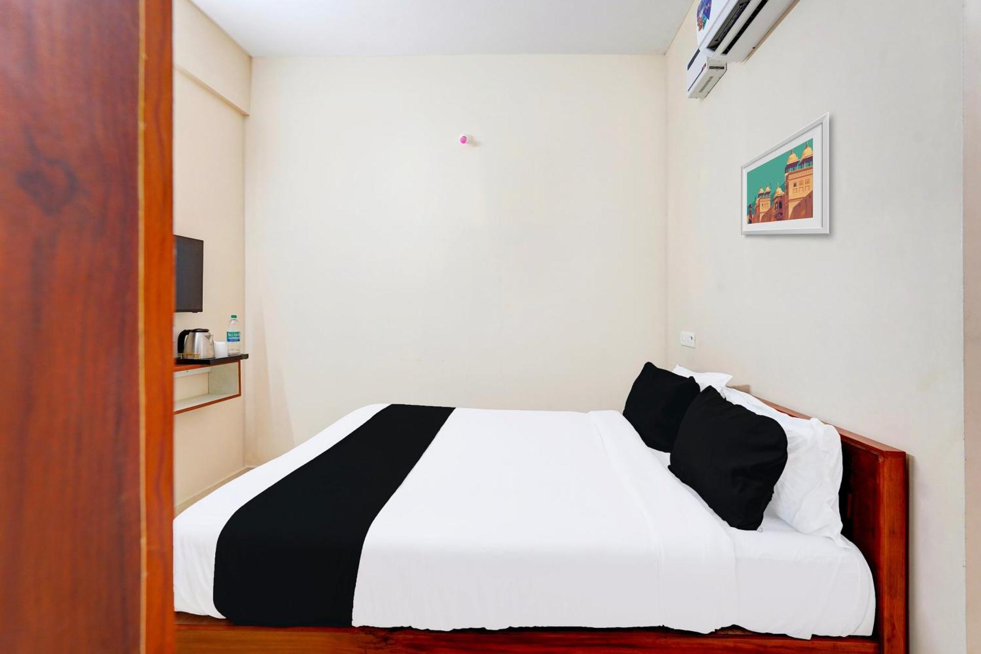 Hotel O Eben Residency Opattur Esterno foto